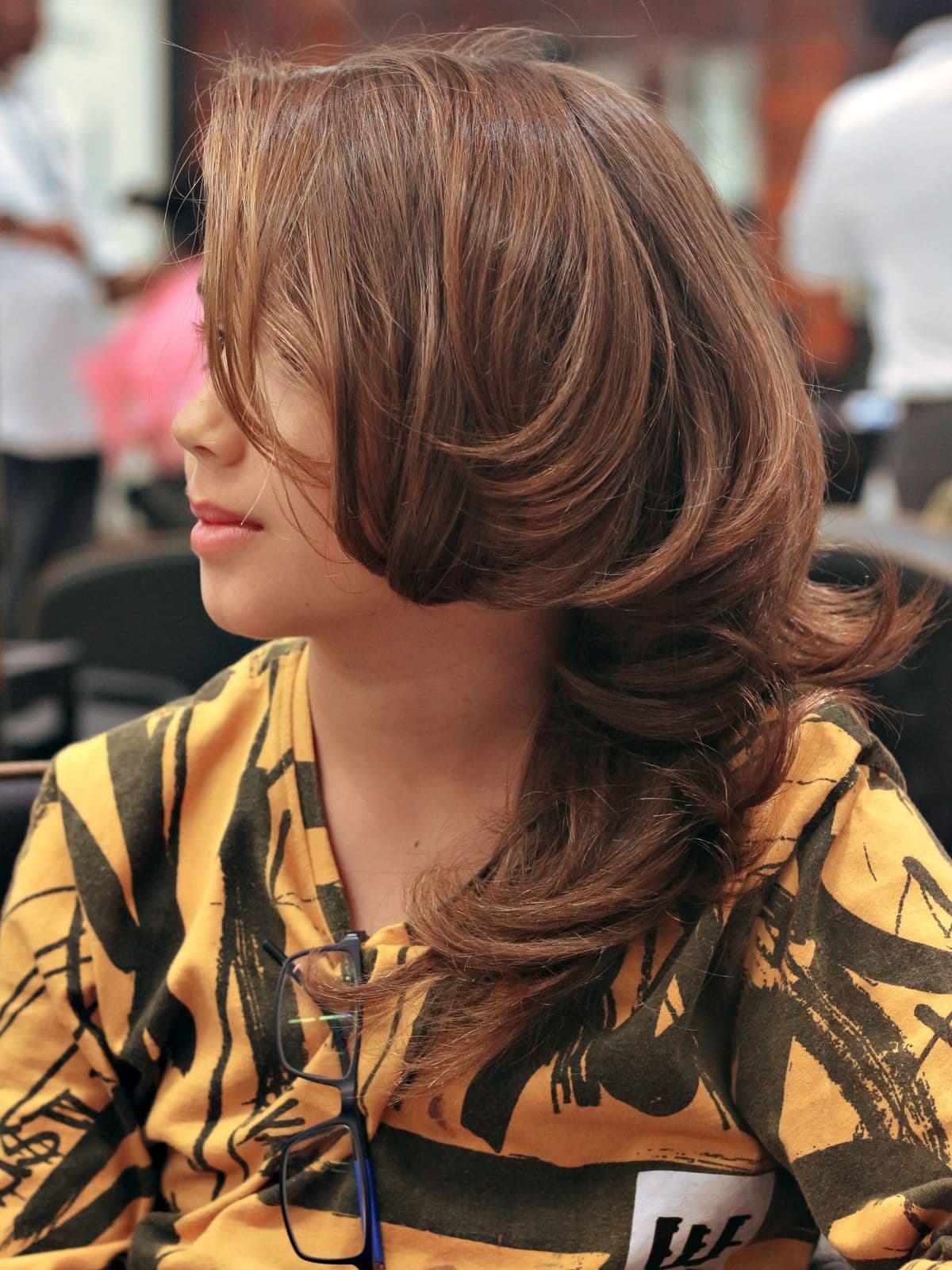 Tạo kiểu tóc layer tại salon